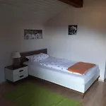 Gaestehaus Poeppl 3*