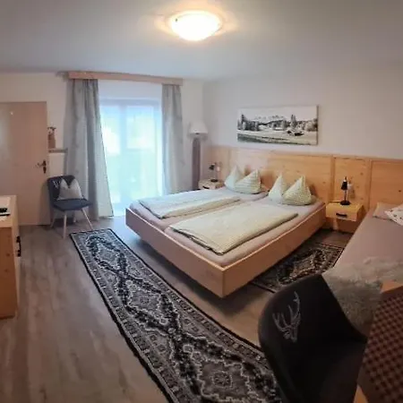 Gaestehaus Poeppl Unterwössen