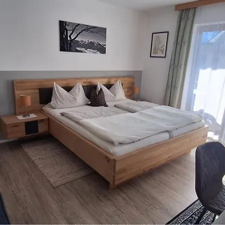 Gaestehaus Poeppl Gasthuis 3*