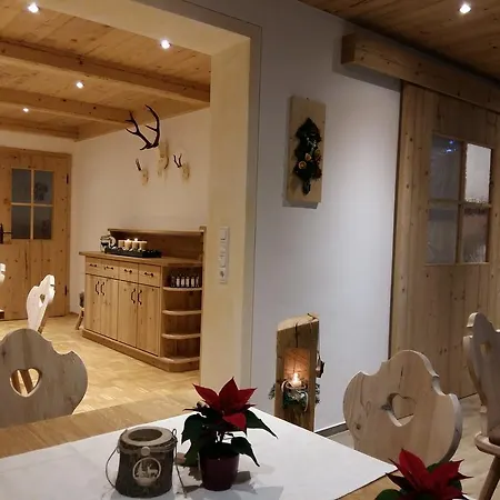 Penzion Gaestehaus Poeppl Unterwössen