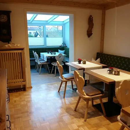 Gaestehaus Poeppl 3* Unterwössen