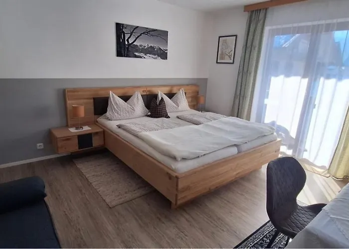 Gaestehaus Poeppl Gasthuis 3*