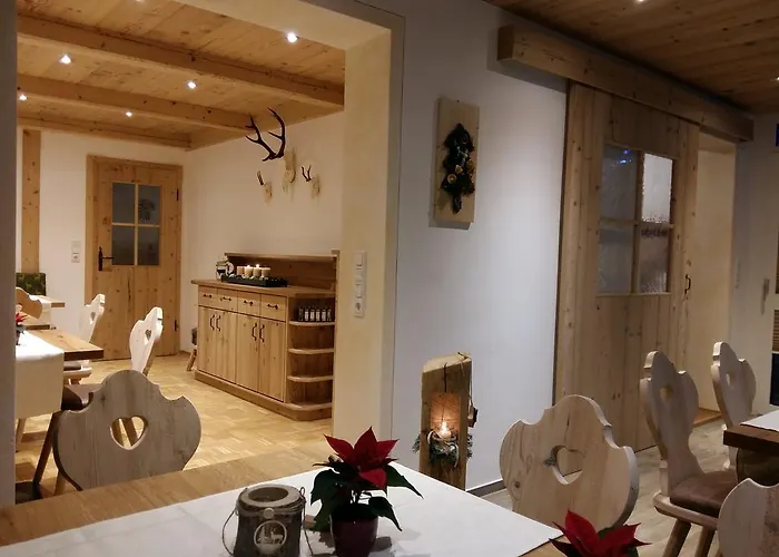 Gasthuis Gaestehaus Poeppl Unterwössen