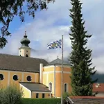 Gaestehaus Poeppl Pensionat